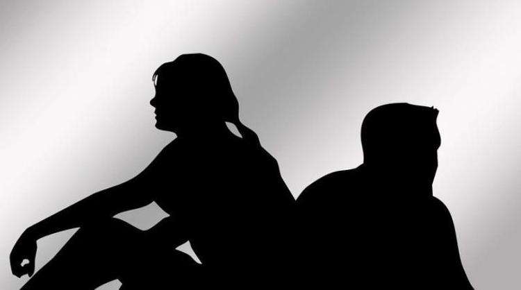 “My Husband Follows Anything Under Skirt” – Nigerian Woman Cries to Court